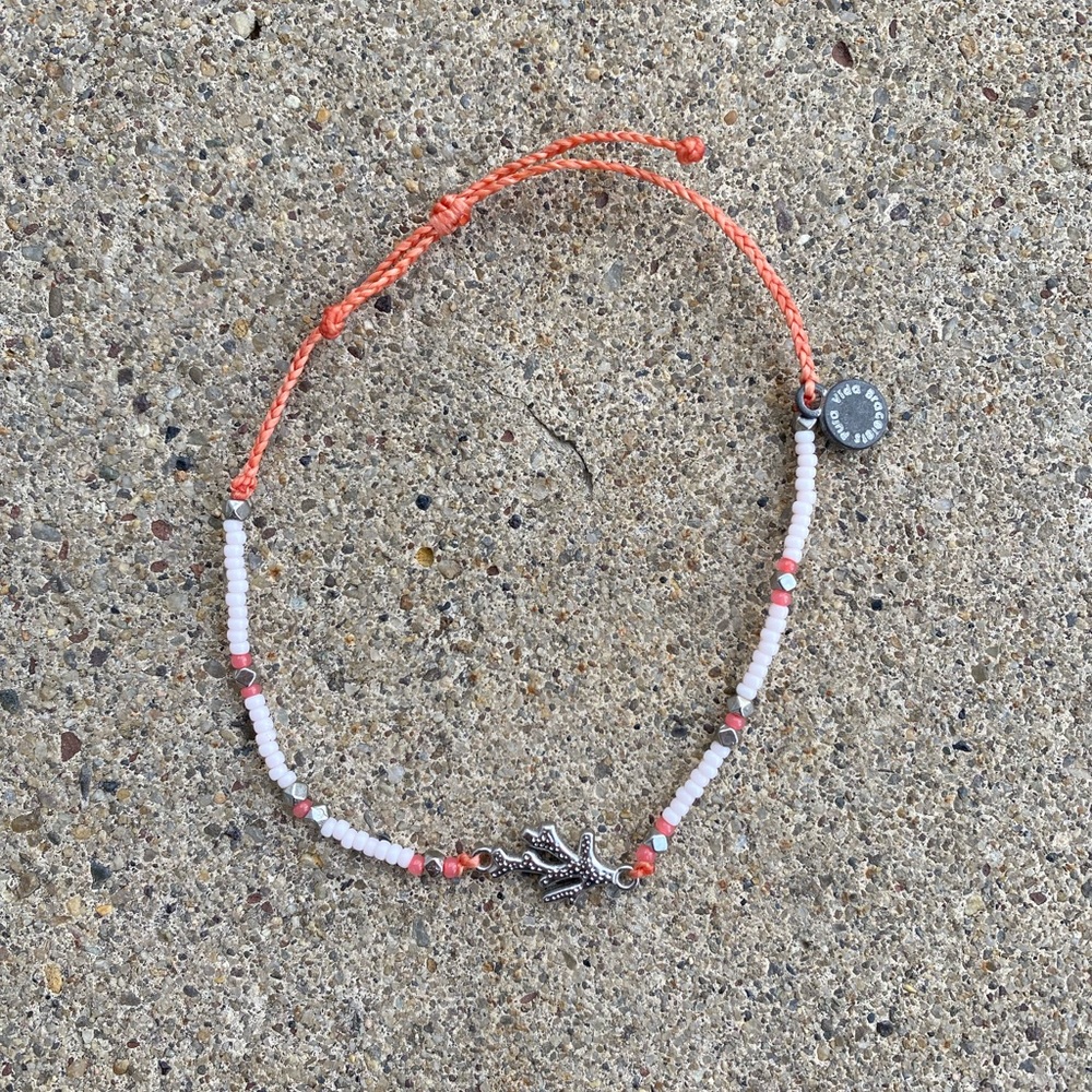 Like New Coral Reef Beaded Bracelet